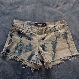 Hollister Low Rise Short-Short